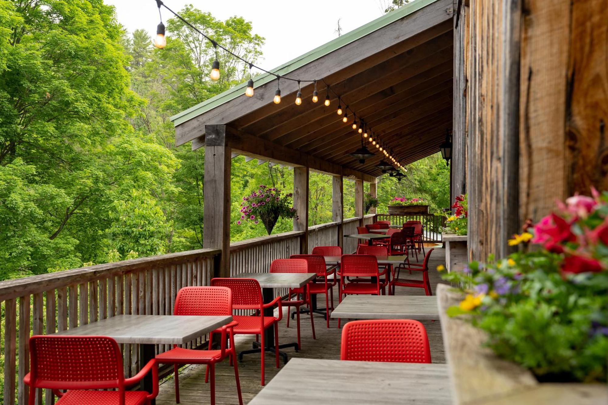 Moulin Wakefield Mill Hotel & Spa Екстериор снимка